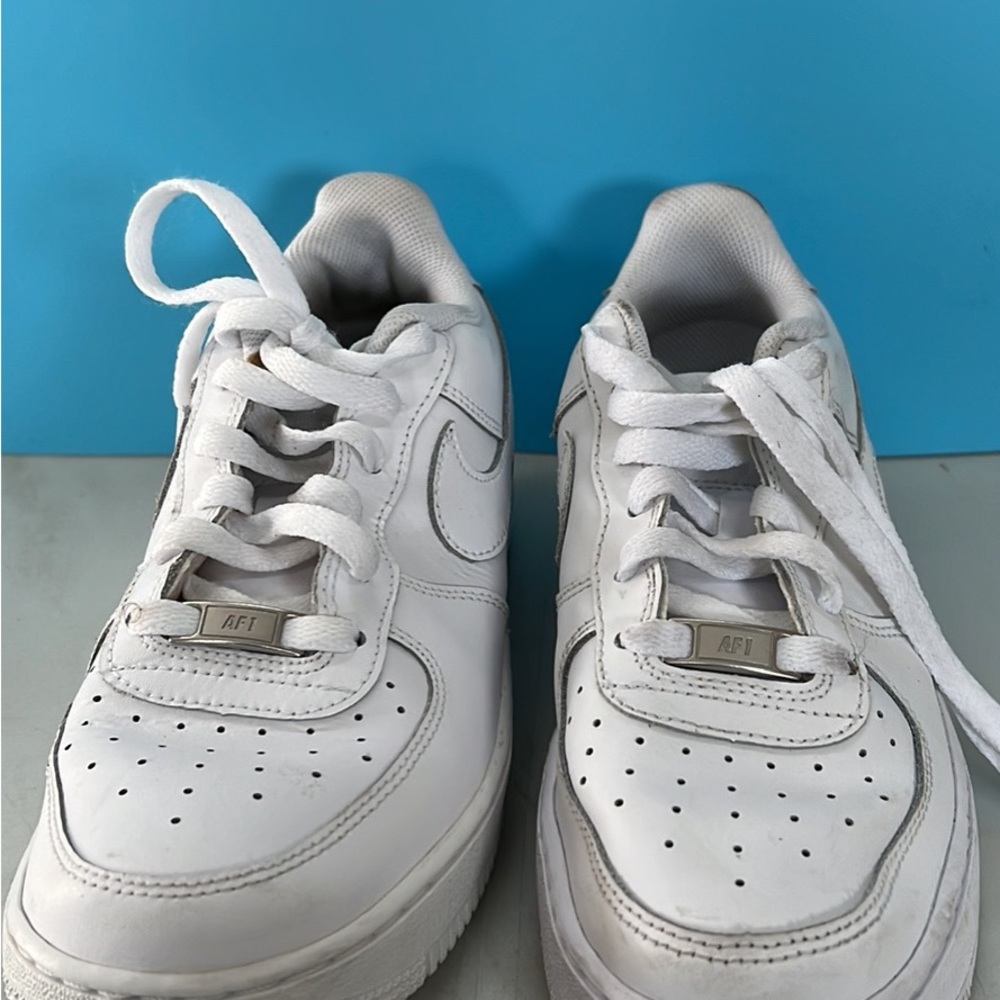 Nike Air Force 1  6.5y sneakers
